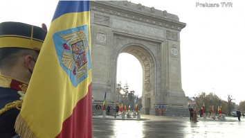 Ceremonie scurtă de Ziua Națională a României, fără paradă militară. Mesajul lui Klaus Iohannis