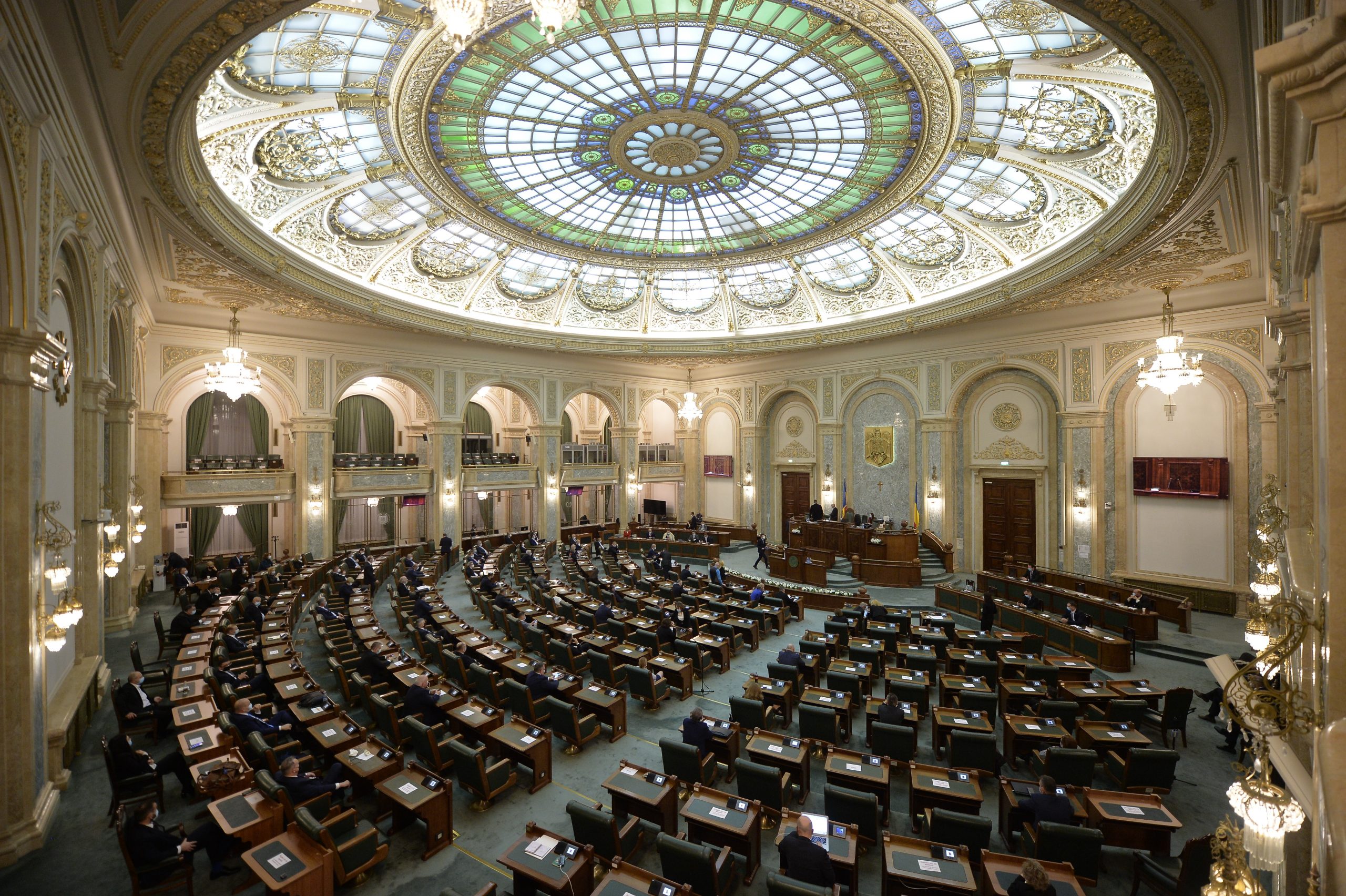 Moțiunea depusă împotriva ministrului Economiei, Claudiu Năsui, respinsă de senatori