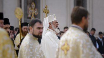BOR: Patriarhia are o poziție favorabilă vaccinării