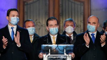 În PNL, marea împărţeală a declanşat un adevărat scandal. Cine ar fi încercat să-l pună pe Ludovic Orban la colț în partid