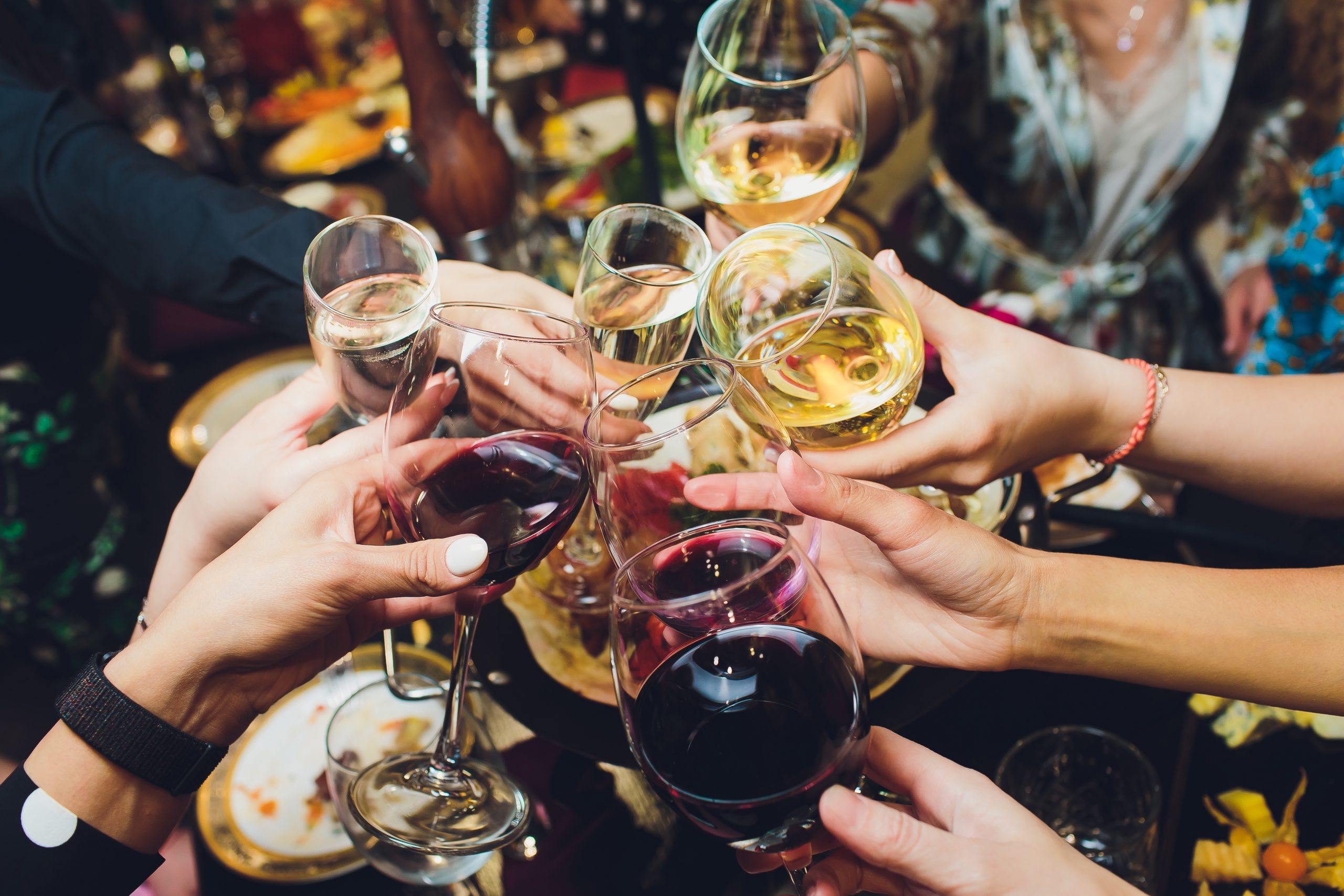 Ce bei de revelion şi cum tratezi mahmureala de a doua zi