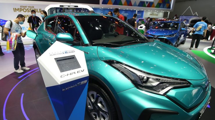 Piața auto derapează în România. Înmatriculările scad drastic față de anul trecut