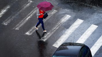 Meteo: Vreme deosebit de caldă în România. Maximele ajung și la 18 grade. Plouă în majoritatea regiunilor țării
