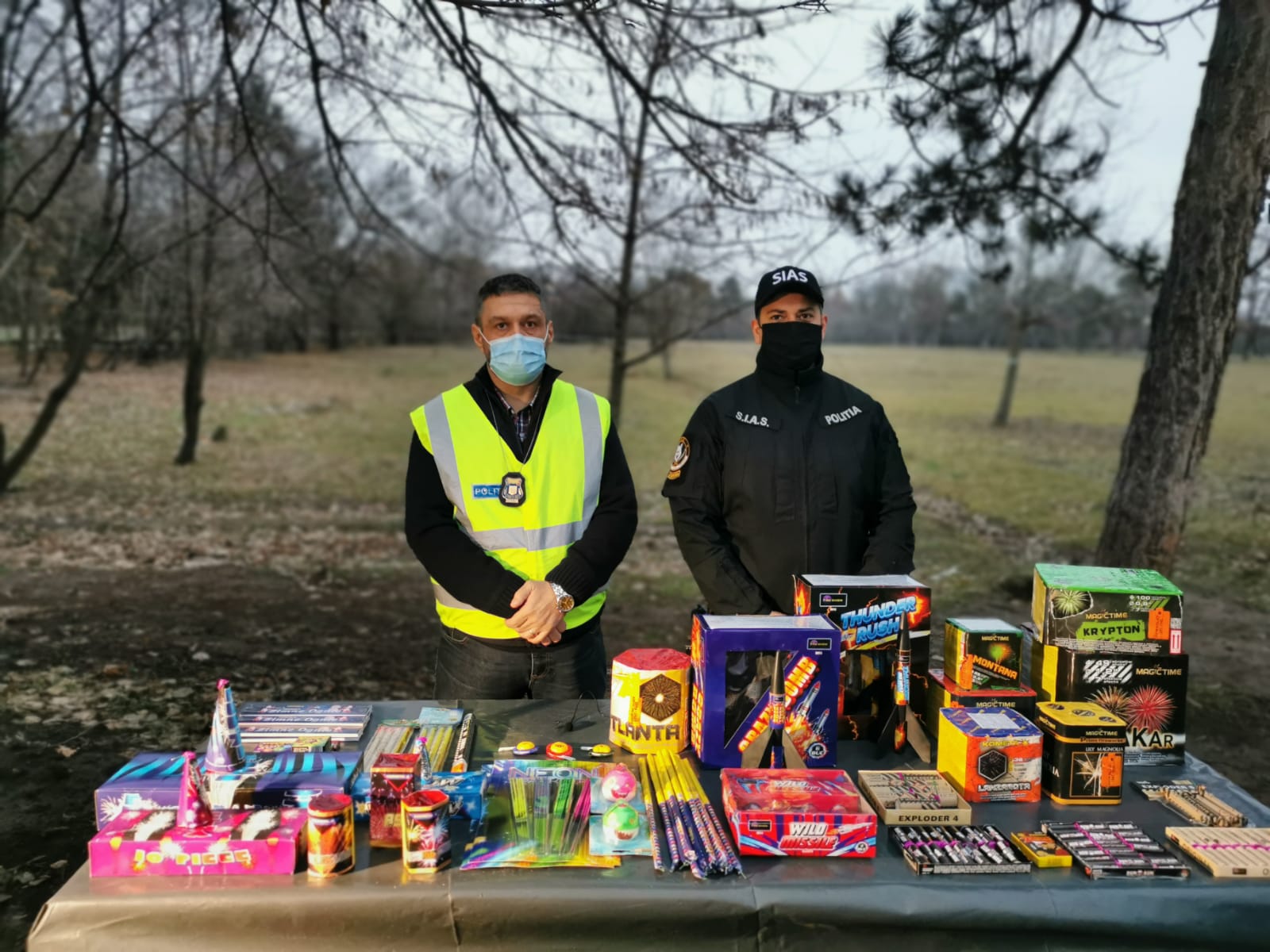 Operațiunea „Foc de artificii”. Poliția Română a confiscat peste 32 de tone de articole pirotehnice