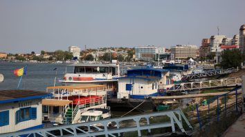 România are 30 de porturi pe Dunăre. Aproape toate sunt neoperaționale