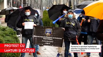 Polițiștii protestează față de înghețările salariale pentru bugetari: „Hoții la închisoare, nu la guvernare