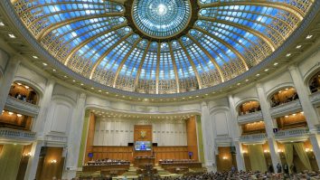 Închisoare de până la 10 ani pentru acţiuni de ură împotriva romilor. Proiectul privind combaterea antiţigănismului, aprobat