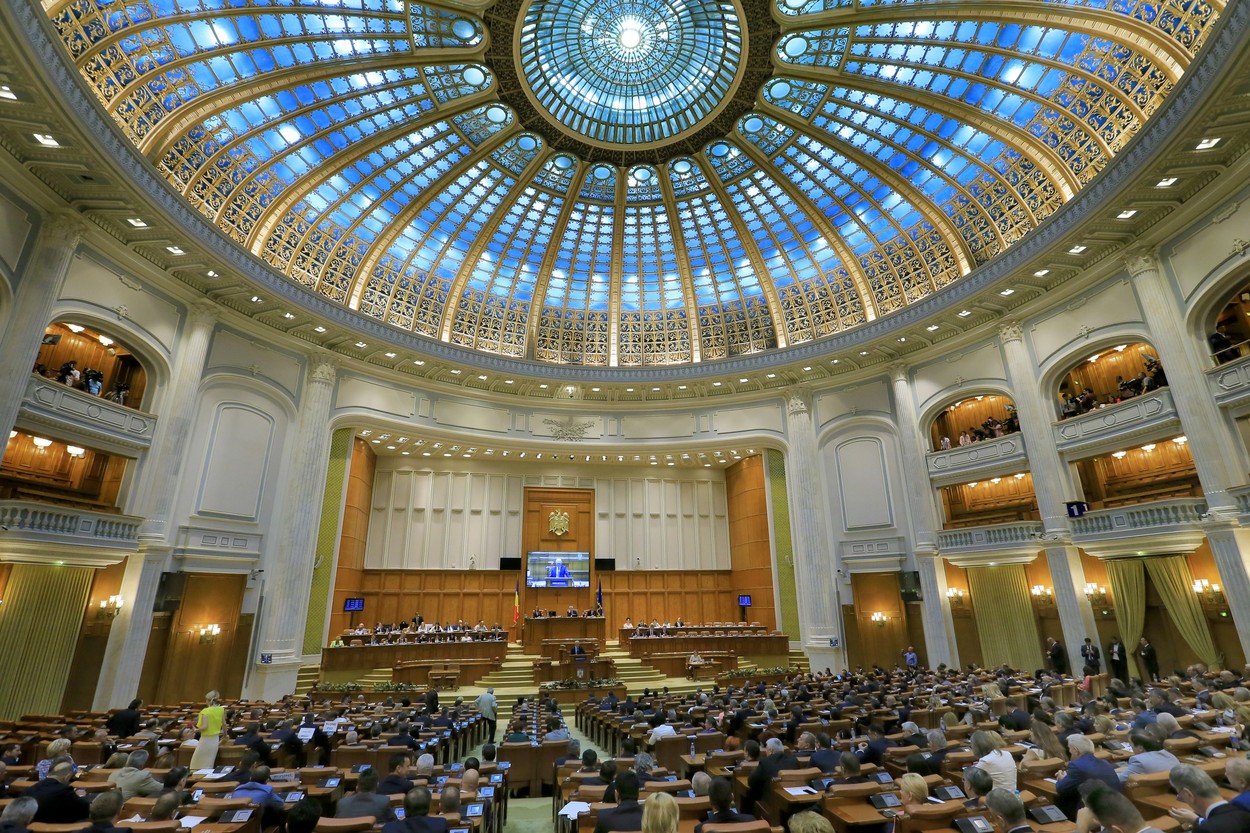 Închisoare de până la 10 ani pentru acţiuni de ură împotriva romilor. Proiectul privind combaterea antiţigănismului, aprobat