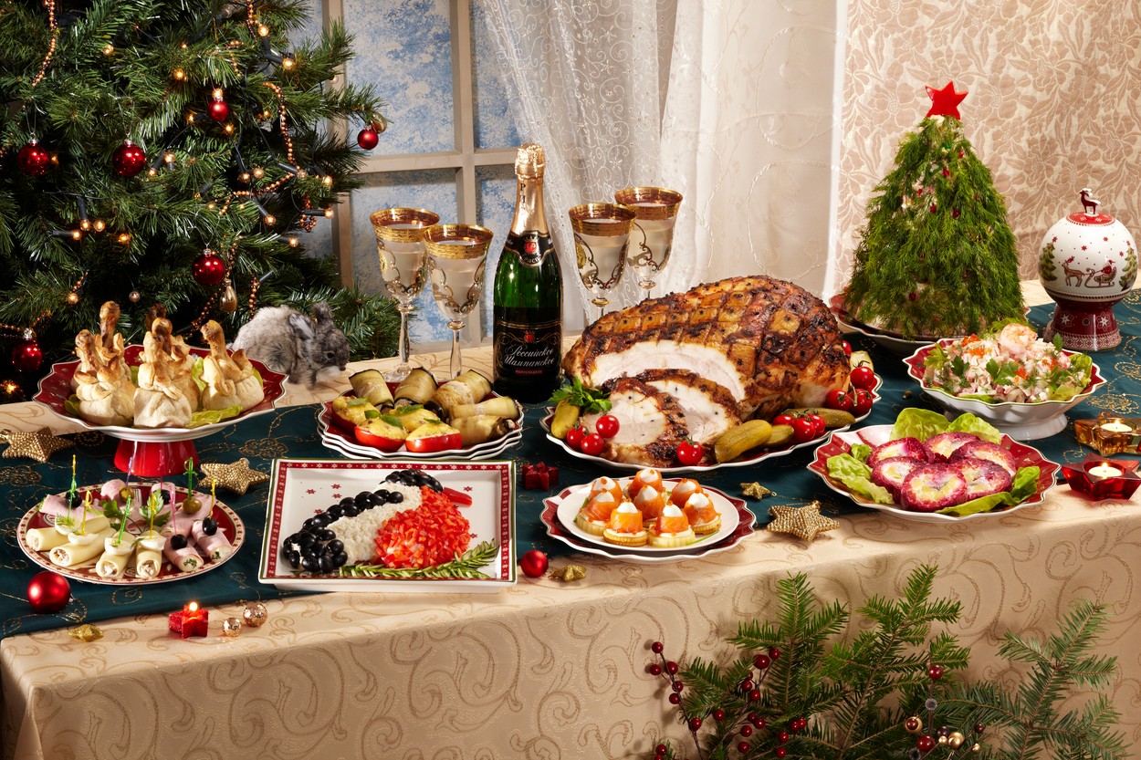 Bucătarii îți aduc revelionul la tine acasă. Preţul unui meniu complet