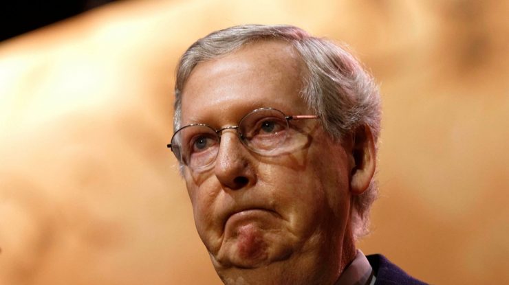 Mitch McConnell, criticat de Donald Trump pentru că l-a felicitat pe Joe Biden
