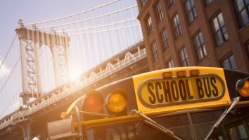 New York redeschide școlile după 3 săptămâni de cursuri online. Ce măsuri vor fi luate pentru a păstra siguranța