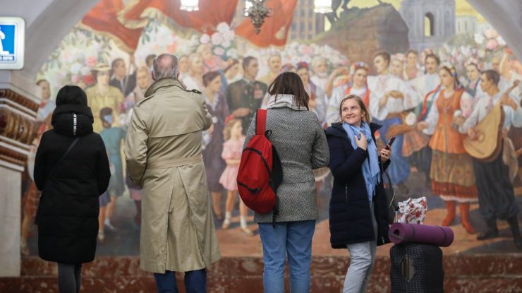 FOTO. Diferența imensă dintre metroul din Moscova și cel din New York: „Ca într-un film apocaliptic”