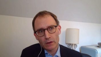 Epidemiolog: „Copiii ar putea fi mai predispuşi să dezvolte noua tulpină de coronavirus”