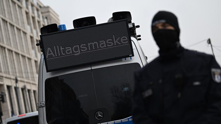 O familie de români a înșelat statul german cu ajutoare Corona de 1,2 milioane de euro