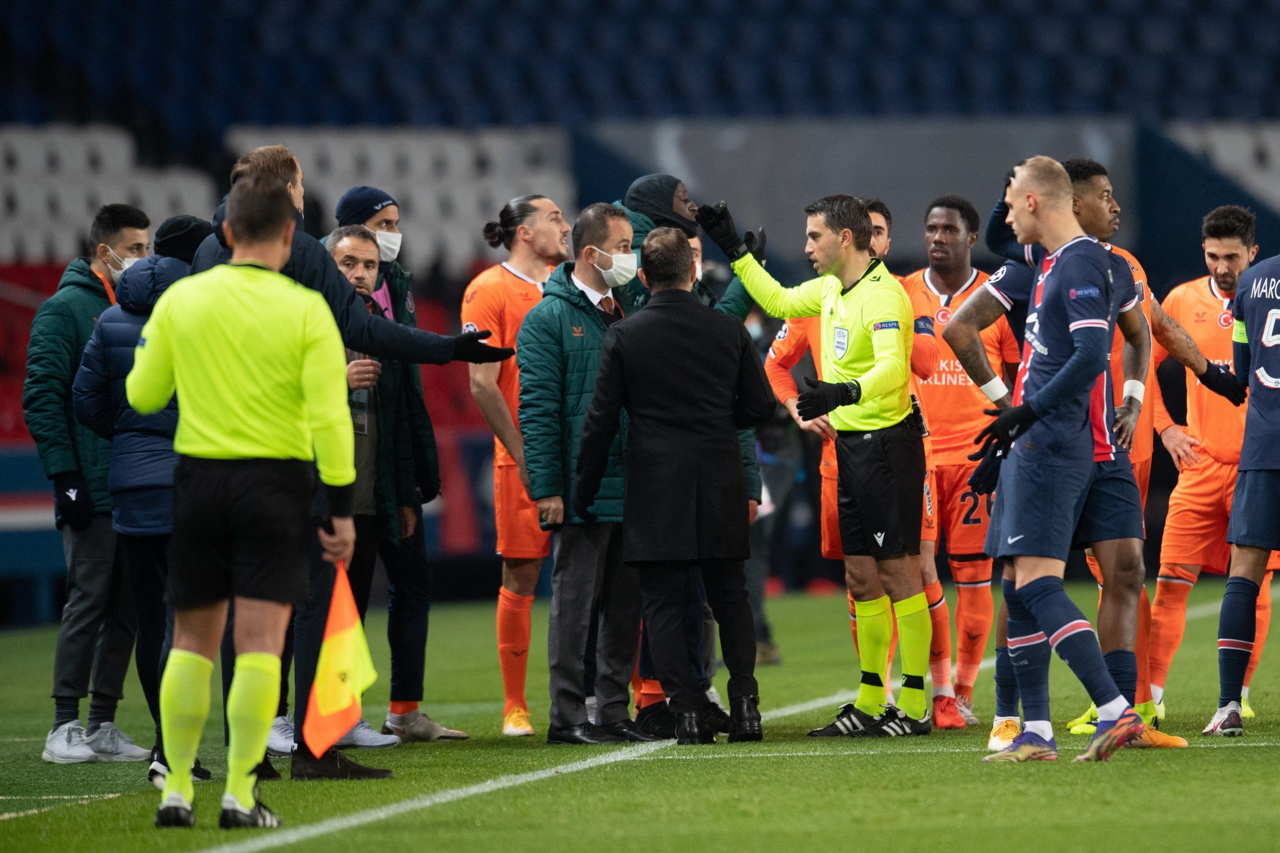 Mesaj dur al lui Erdogan, după scandalul de rasism în care sunt implicați arbitrii români. Subiectul, pe prima pagină în presa internațională