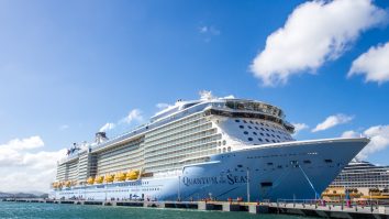 Centrul de control al Bolilor din SUA îți recomandă să eviți vacanțele pe croaziere chiar dacă ești vaccinat