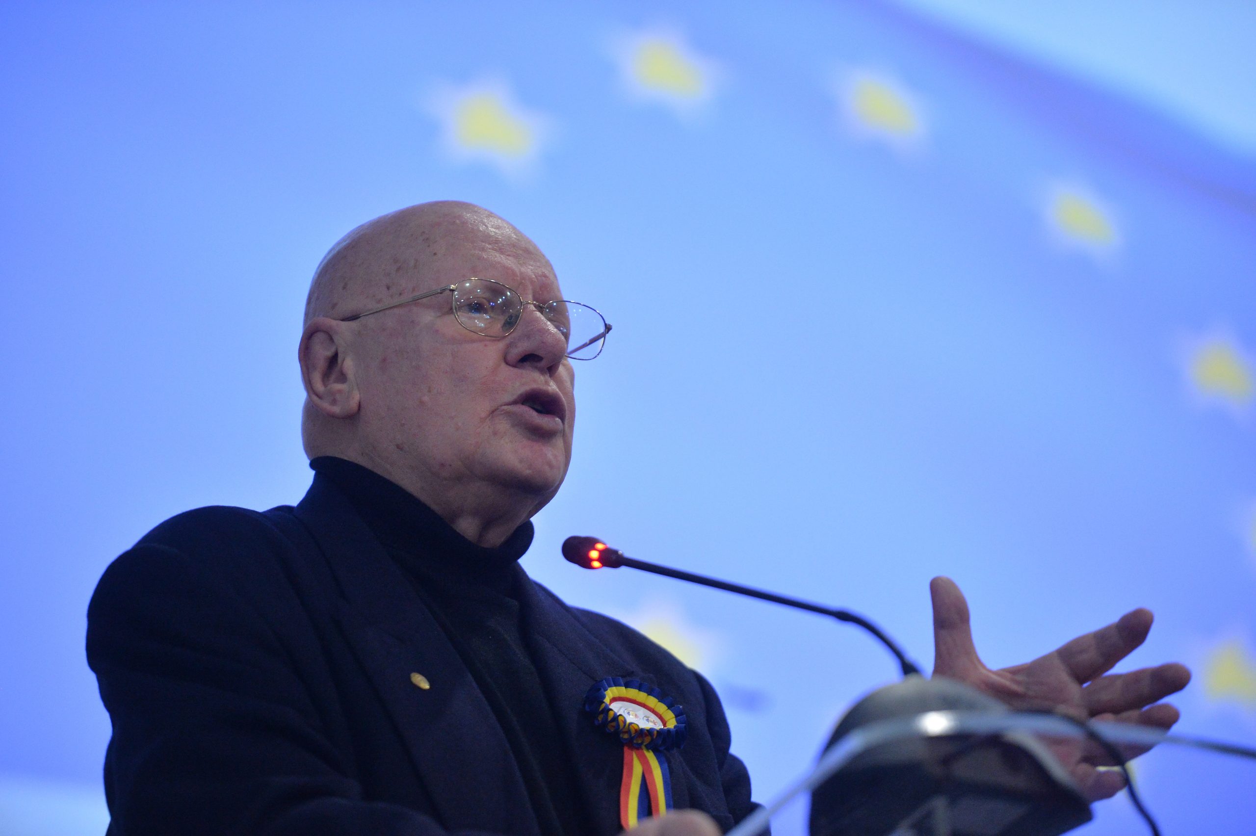 Academicianul Răzvan Theodorescu: „Aveam clasa politică cea mai săracă intelectual din istoria noastră modernă”