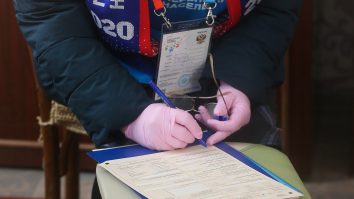 Amenzi de 3.000 de lei pentru cine nu participă la recensământ. Când va avea loc