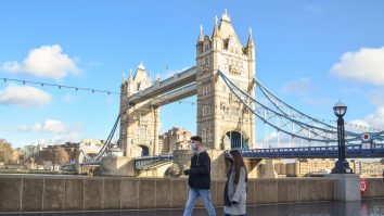 Pentru a lucra și studia în UK, românii vor avea nevoie de viză. Ce se schimbă de la 1 ianuarie