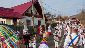 Realitatea dură din România înainte și după alegeri: 1 din 4 români se spală la lighean