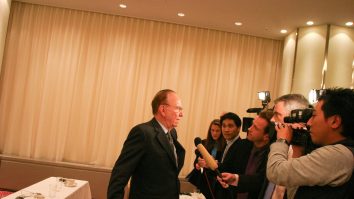 Miliardarul Rupert Murdoch s-a vaccinat la un medic generalist