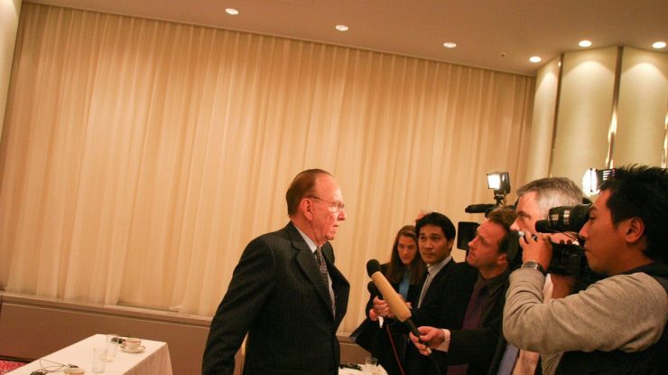 Miliardarul Rupert Murdoch s-a vaccinat la un medic generalist