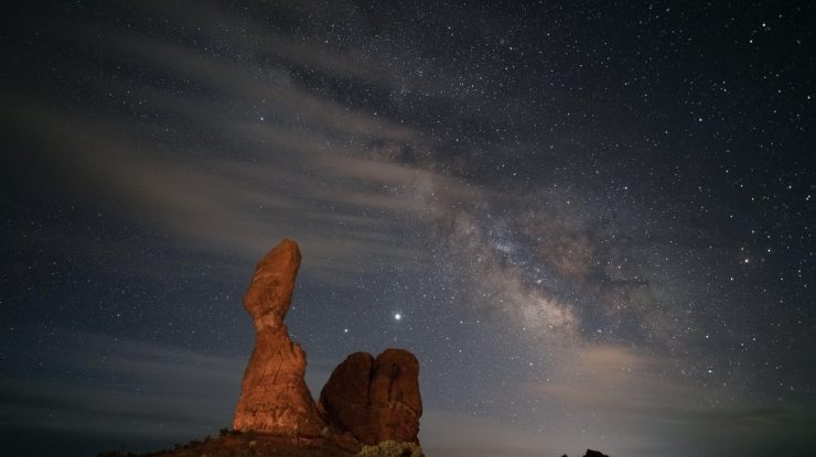 Un miracol de Crăciun. Saturn și Jupiter se vor apropia atât de mult încât vor arăta ca o planetă dublă