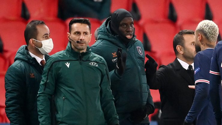 Sebastian Colțescu a fost sunat de unul dintre jucătorii lui Istanbul BB. Ce i-a transmis Demba Ba