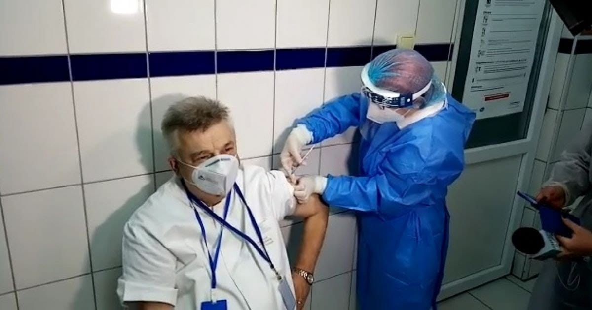 Prima persoană vaccinată în Constanța, un medic care acum 48 de ani se imuniza împotriva variolei