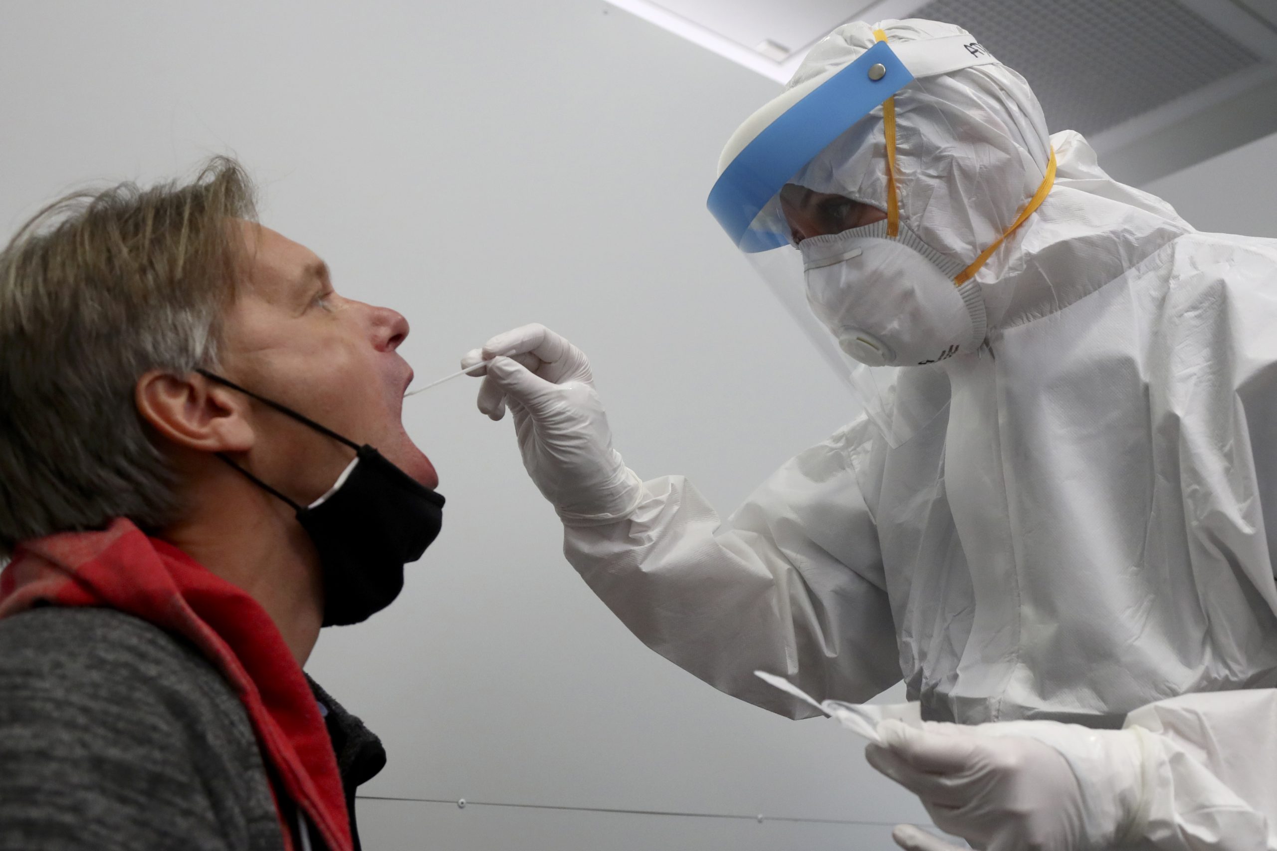 BILANȚUL ZILEI. 782 de cazuri noi de coronavirus, depistate în ultimele 24 de ore. Situația la ATI