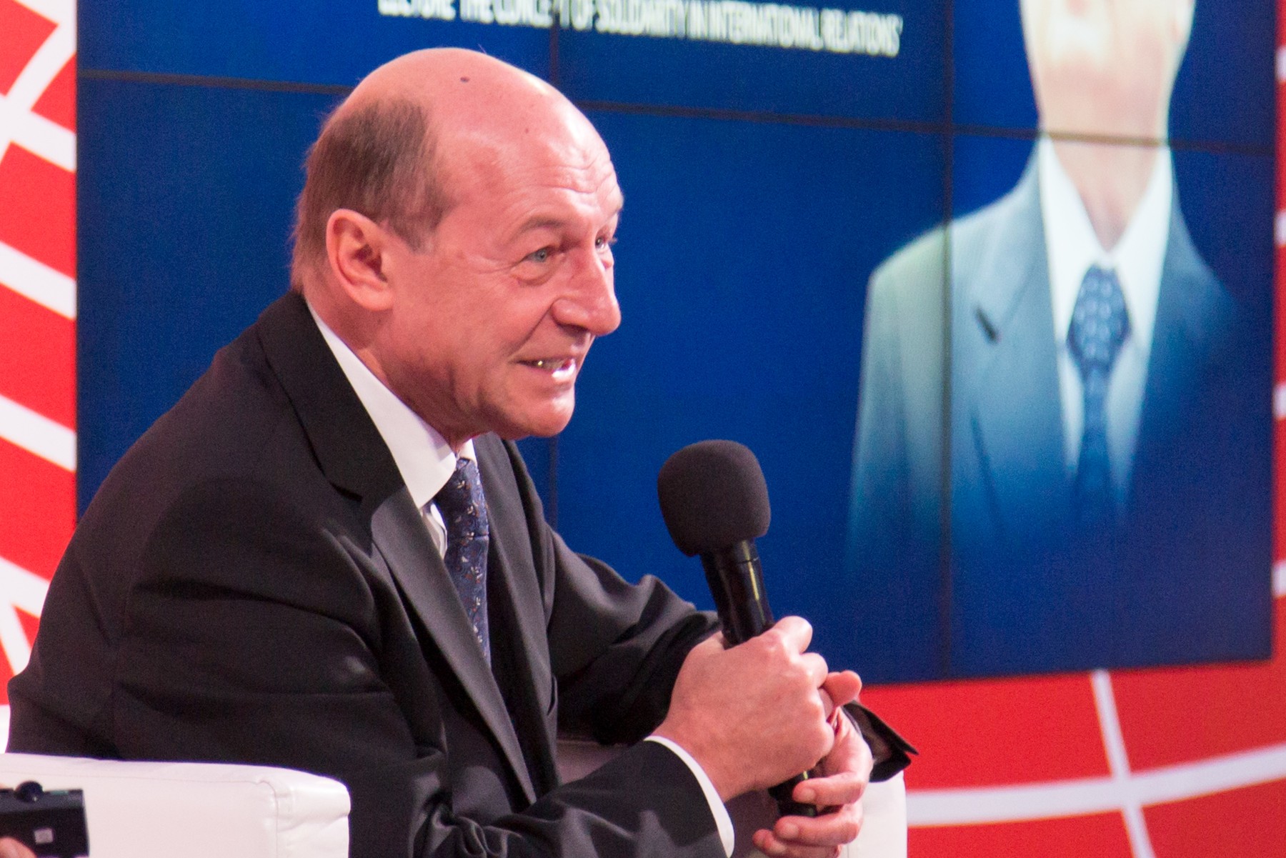 Băsescu comentează rezultatele obținute de AUR: „Am văzut multe figuri cu ochii oblici pe acolo”