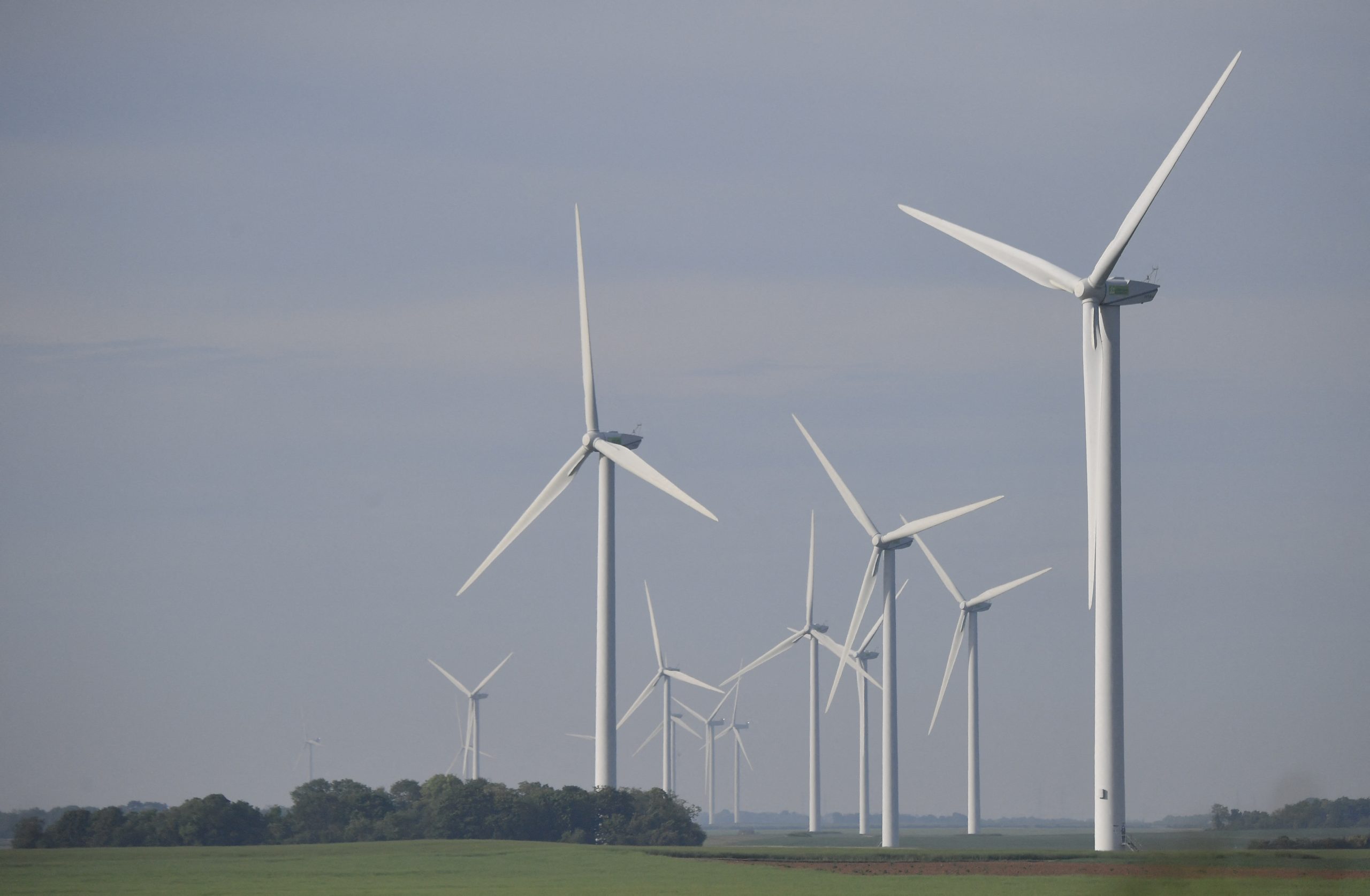 România, pe primul loc în Europa în ceea ce privește sursele regenerabile de energie. 27% din electricitata consumată marți era asigurată de energia eoliană