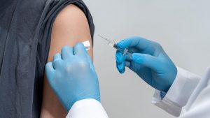Primele doze de vaccin anti-Covid-19 ajung în țară pe la Vama Nădlac 2, vineri, la ora 12.00