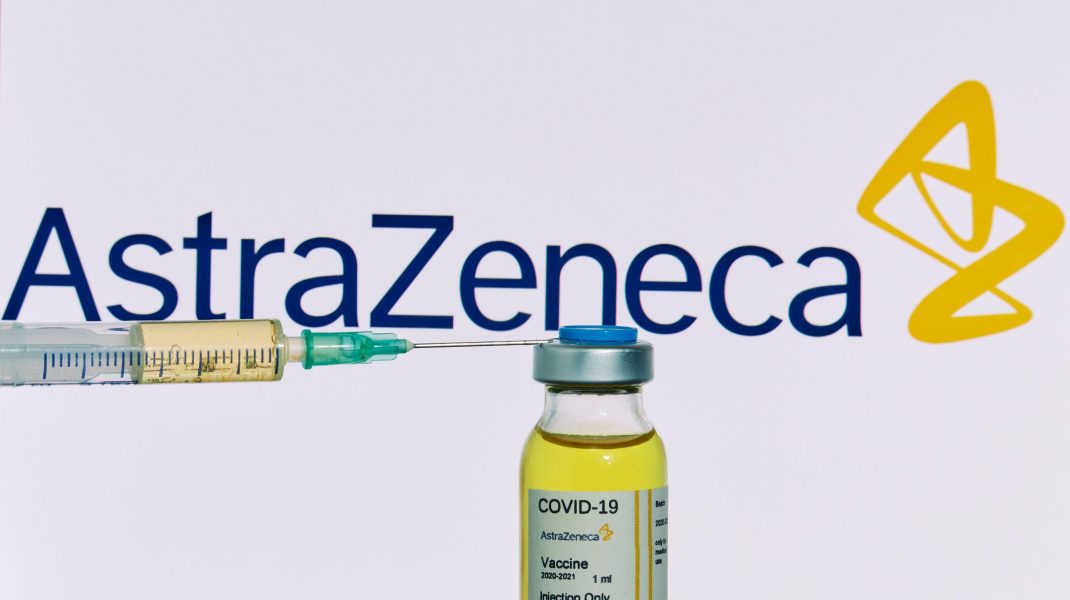 Studiile arată că vaccinul pentru COVID-19 dezvoltat de AstraZeneca este sigur și eficient