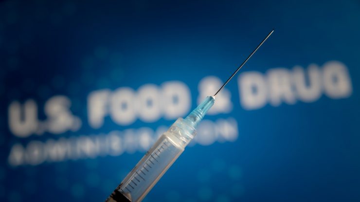 STUDIU: Vaccinul Moderna este eficient și previne cazurile severe de Covid-19. FDA îl va aproba în această săptămână