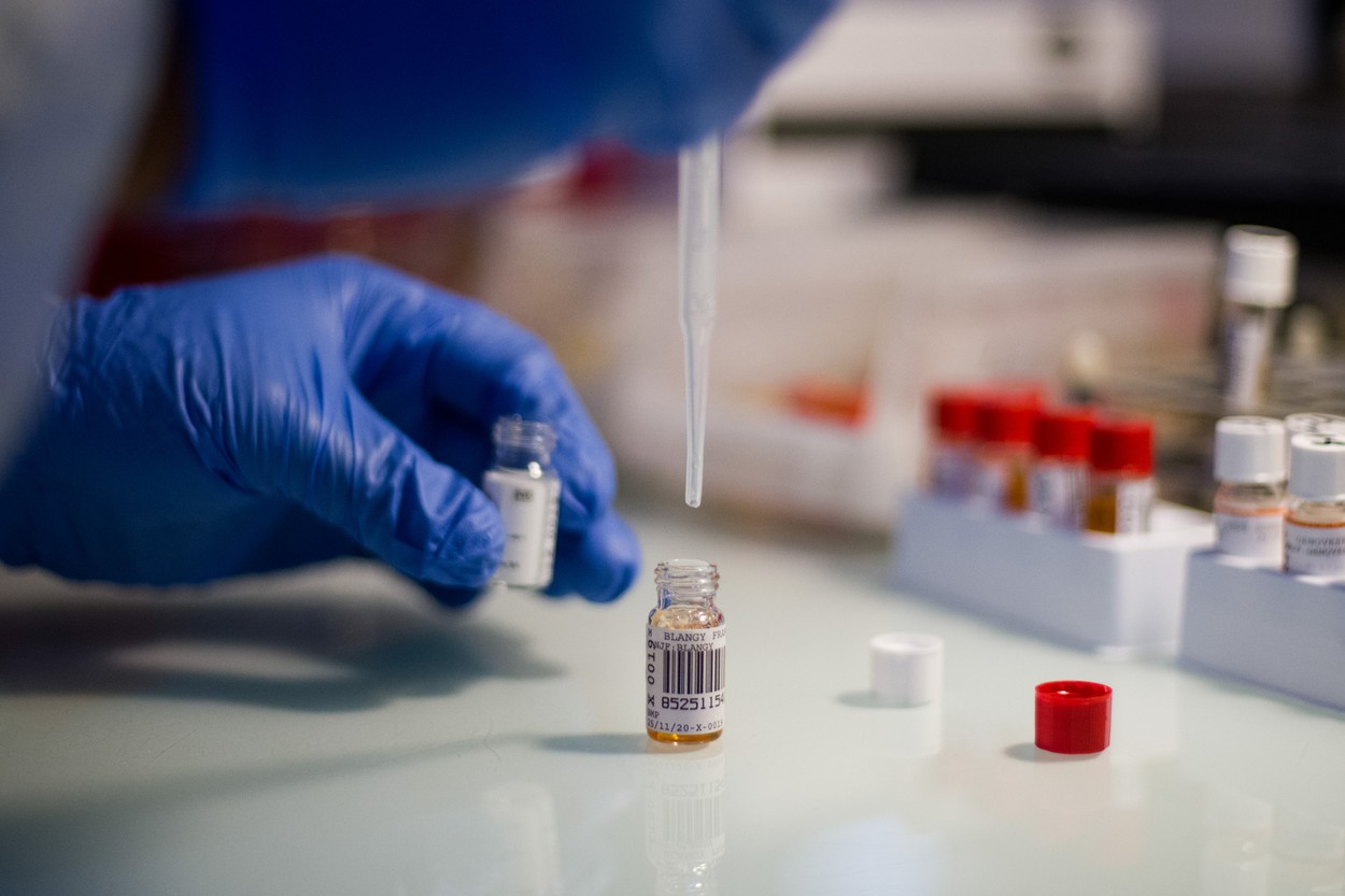 Medicul Radu Țincu, despre strategia de vaccinare: România are capacitatea de stocare și de transport a dozelor