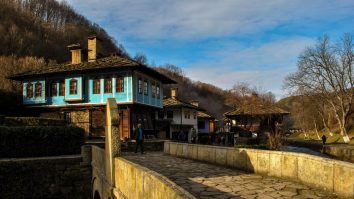 În goana pentru păstrarea identității. Mărturiile unor români din Bulgaria: „Graniţa care se pune ne desparte“