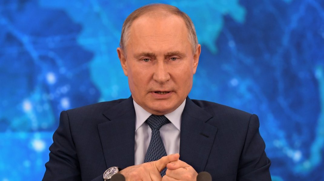 Vladimir Putin, pus la punct de un jurnalist BBC: „Eu pun întrebările, tu răspunzi!”. Liderul rus și-a cerut scuze. VIDEO