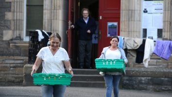 „Giving Tuesday” ajunge și în România. Cum poți participa la „Săptămâna Generozității”