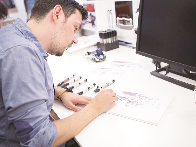 Povestea lui Victor Sfiazof, designerul român care a desenat conceptul Dacia Bigster