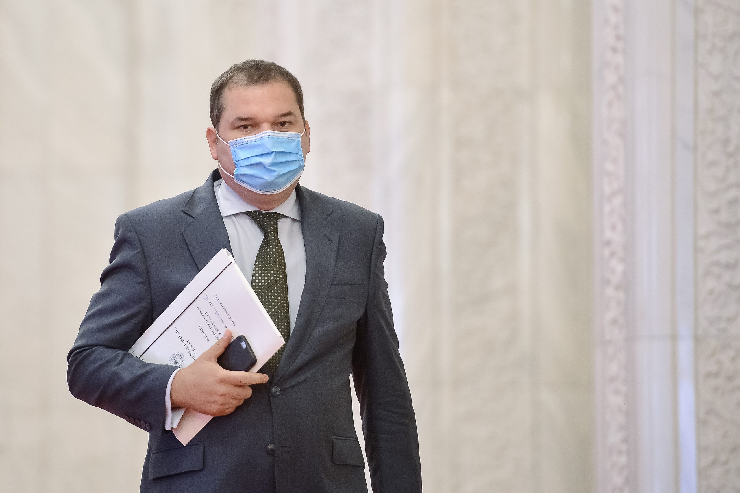 Guvernul vrea să transforme prefecții în demnitari. Politolog: „Beneficiul din punct de vedere material și politic este foarte mare”