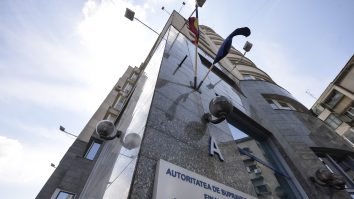 Angajați ai ASF ar fi favorizat anumite firme de asigurări și de pensii private. Autoritatea face verificări: „Vinovații vor plăti în instanță”