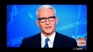 Anderson Cooper, jurnalist CNN: „Sunt un ziarist mai bun pentru că sunt gay”