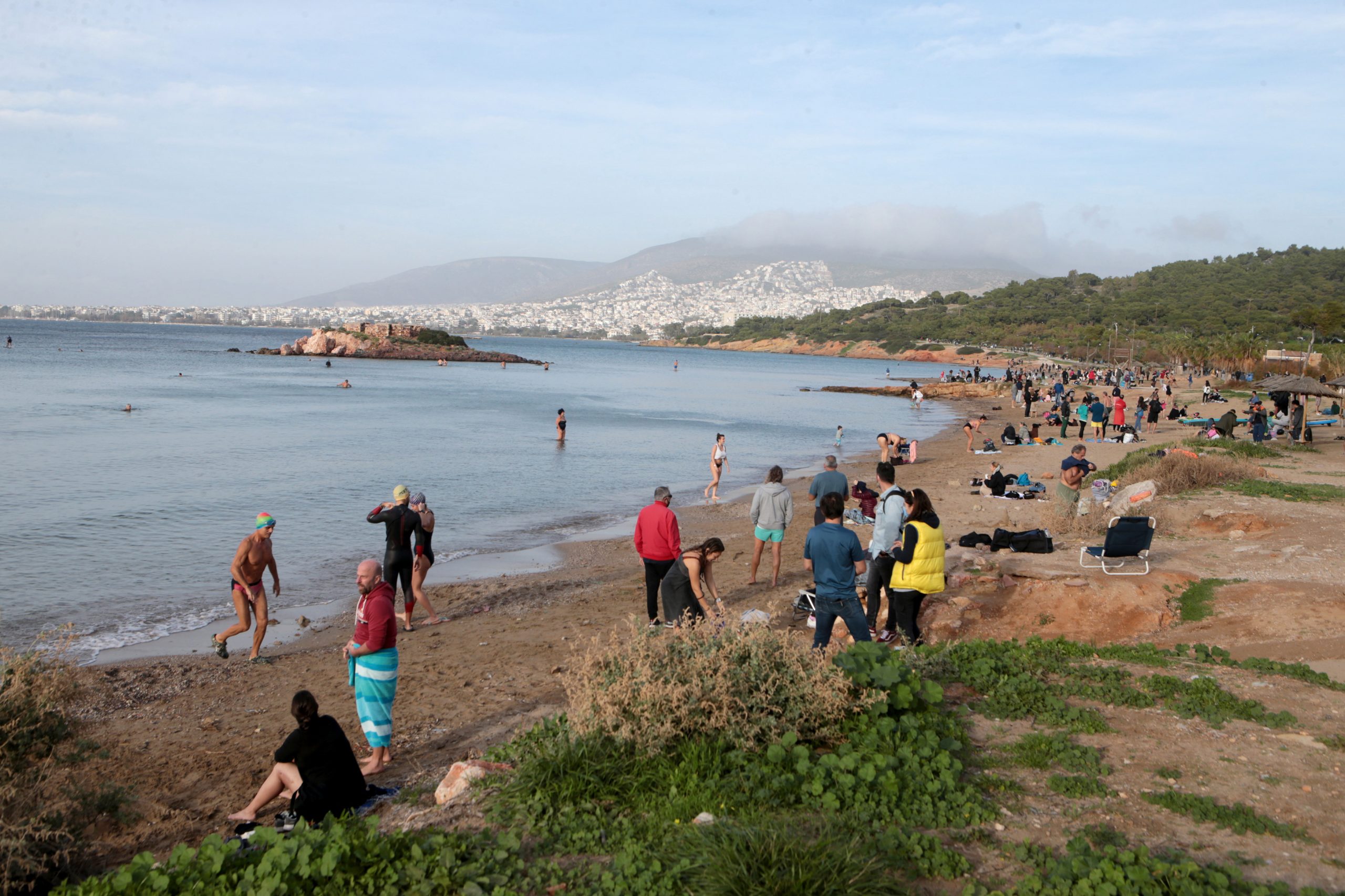 Fenomen îngrijorător în Grecia. Temperaturi de vară în mijlocul iernii