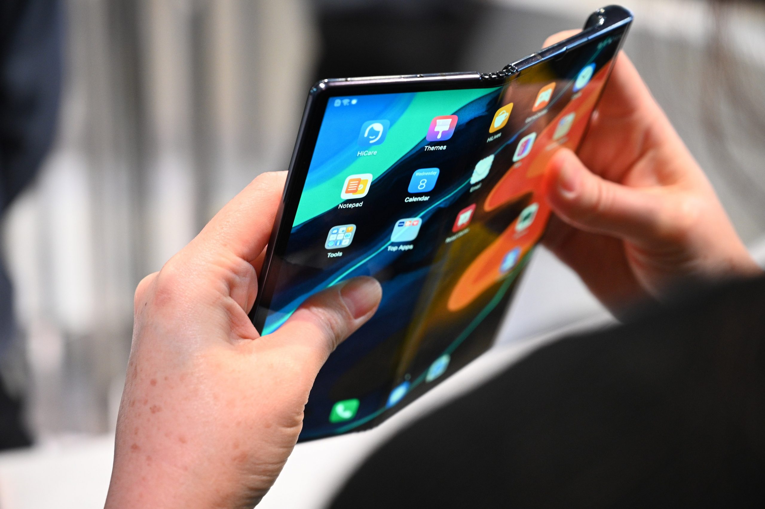 Roboți, display-uri și inovațiile anului 2021, prezentate la Consumer Electronics Show