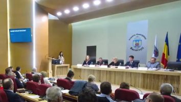 Șeful comisiei de sănătate publică din Senat, supărat de cum se desfășoară campania de vaccinare