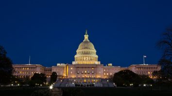 Georgia votează astăzi doi senatori. Dacă republicanii câștigă cel puțin un mandat, vor avea majoritate în Senat