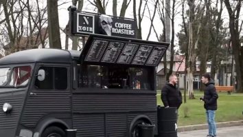Investiţii smart, în plină pandemie. Cum a luat naştere primul Coffee to Go pe roţi din Iaşi