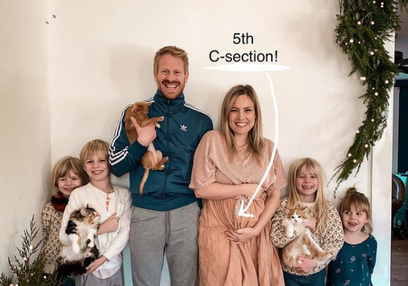 Însărcinată cu al 5-lea copil, un star de pe Instagram a murit subit cu 3 zile înainte de Crăciun