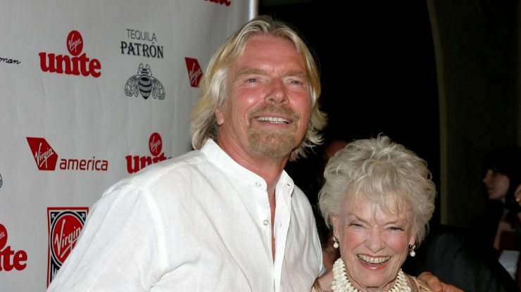 Mama lui Richard Branson a murit din cauza Covid-19. Cum a trăit femeia care a fost primul investitor al lui Branson